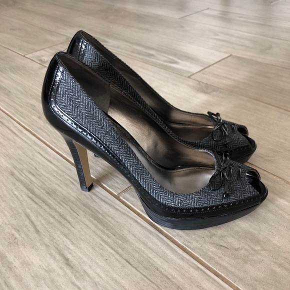Marc Fisher Shoes - Marc Fisher Vica Peep Hole Pumps